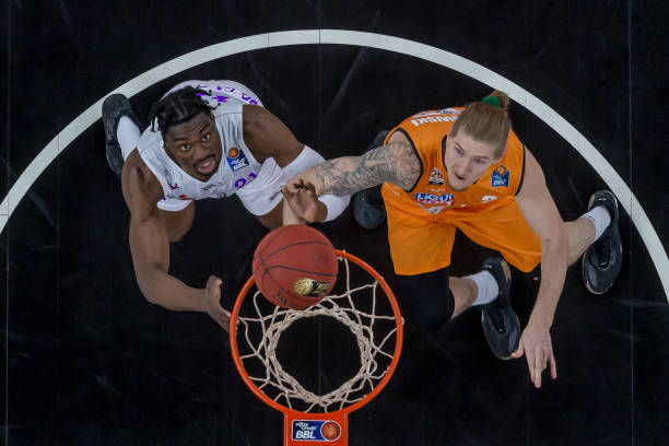 我们不难发 我们不难发