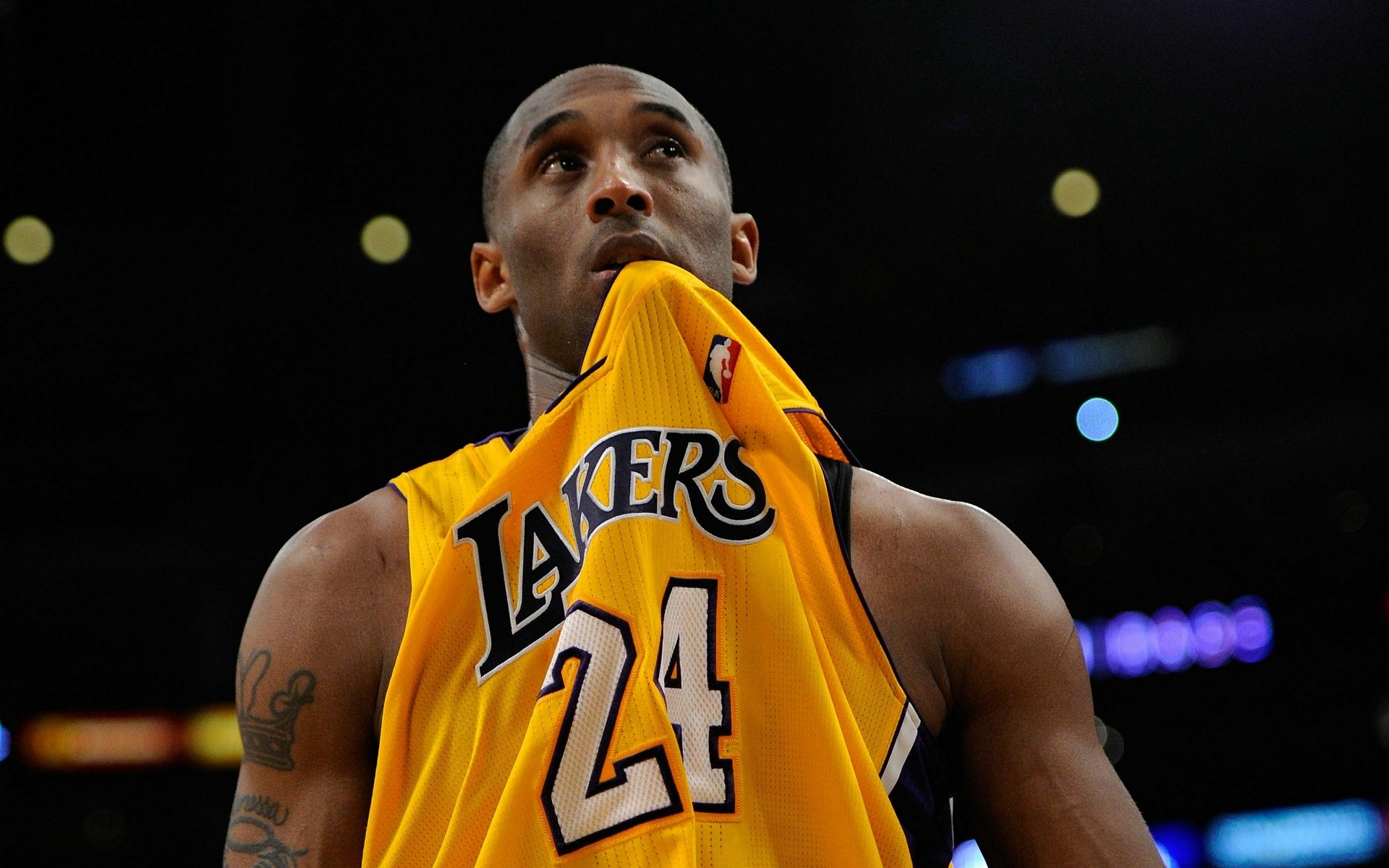 果敢突破 果敢突破