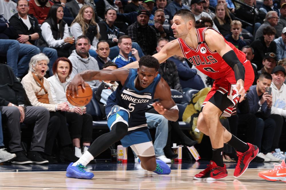 两人都形影 两人都形影